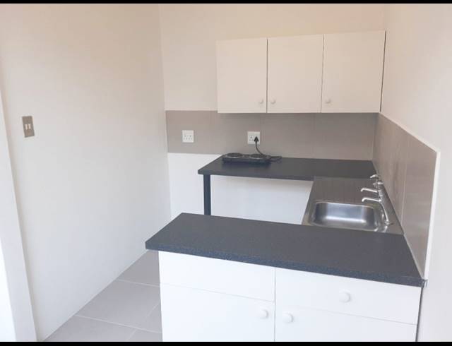 0 bed property to rent in CAPE TOWN CITY CENTRE